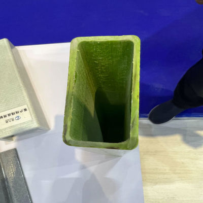 Easy To Install FRP Rectangular Tube With Reinforced Ribs For Time-Saving Solutions